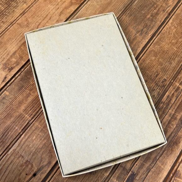 Vintage 1960s Elegant green Net Hat hair piece bows and dots New in Box - Picture 2 of 4